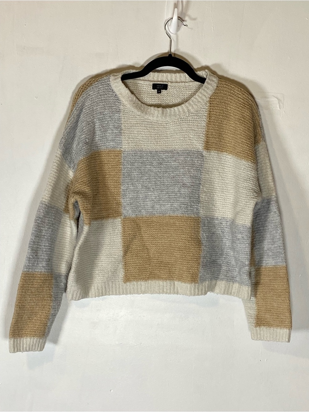 Debut Patchwork Colorblock Cropped Sweater Medium Cozy Neutral Knit